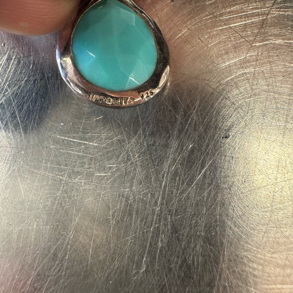 Ippolita Mother of Pearl & Quartz Triple Drop Earrings
comes with dust bag - Picture 2 of 3